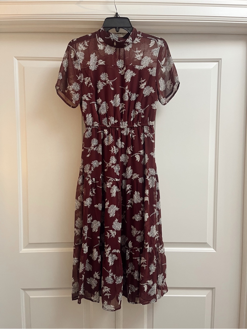 Lulu’s Floral Midi Dress